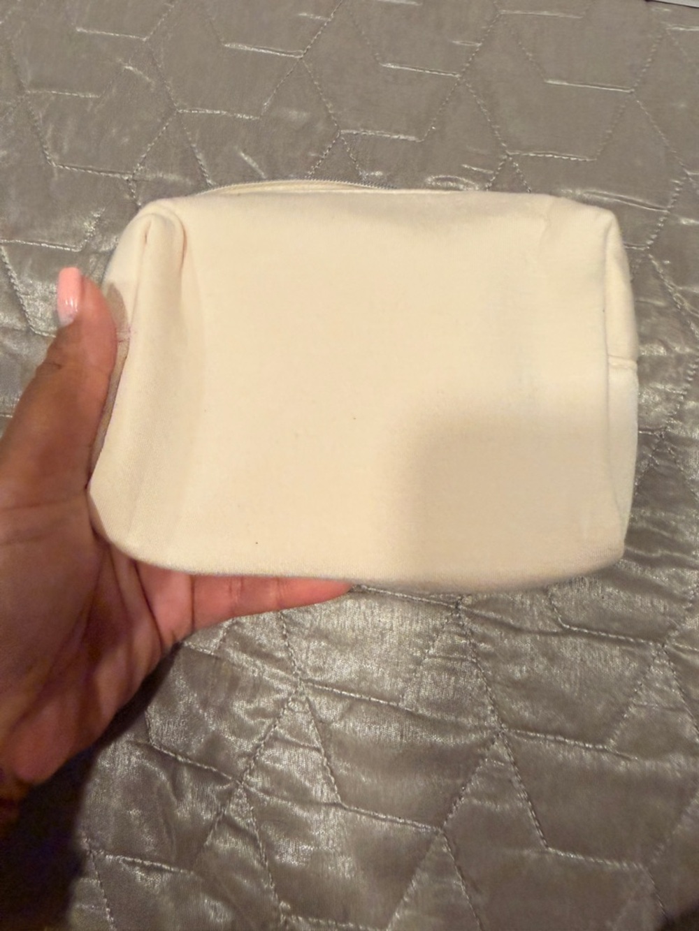 Dior soft Pink Cosmetic Pouch with Silver Zip - Picture 7 of 8